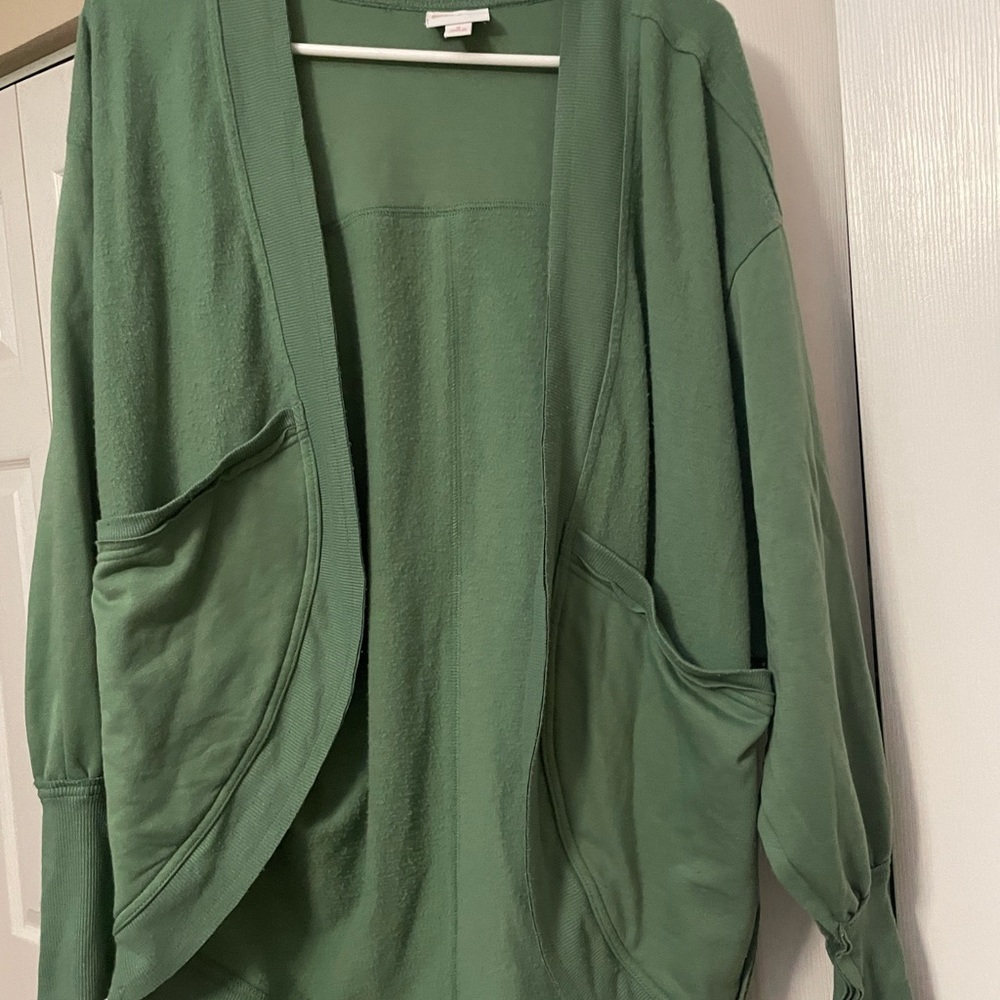 Dolman sleeve cardigan EUC only worn once